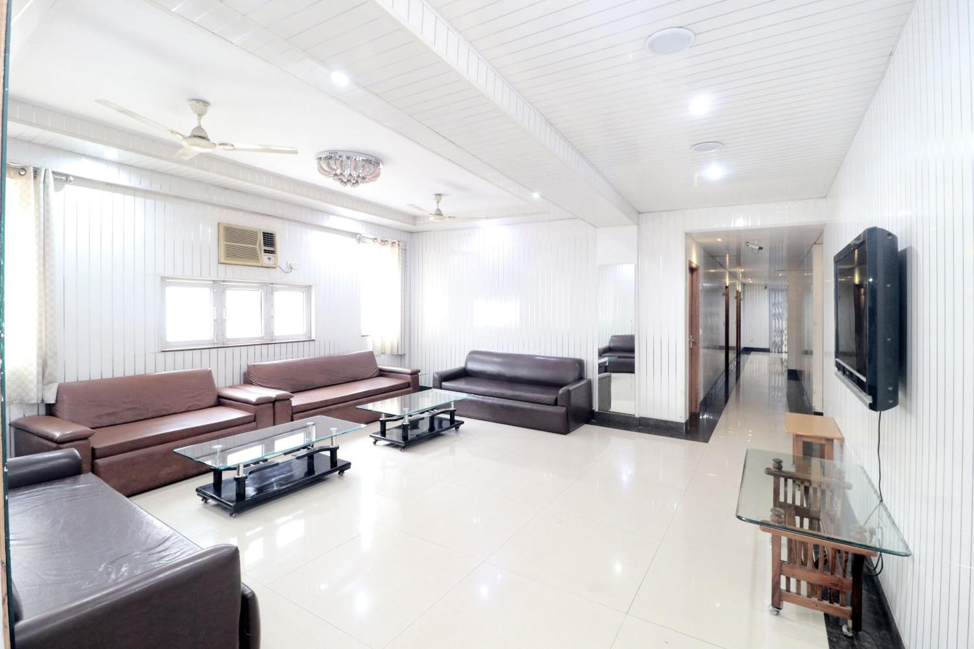 Hotel O Le Bon Ton Ludhiana Dış mekan fotoğraf