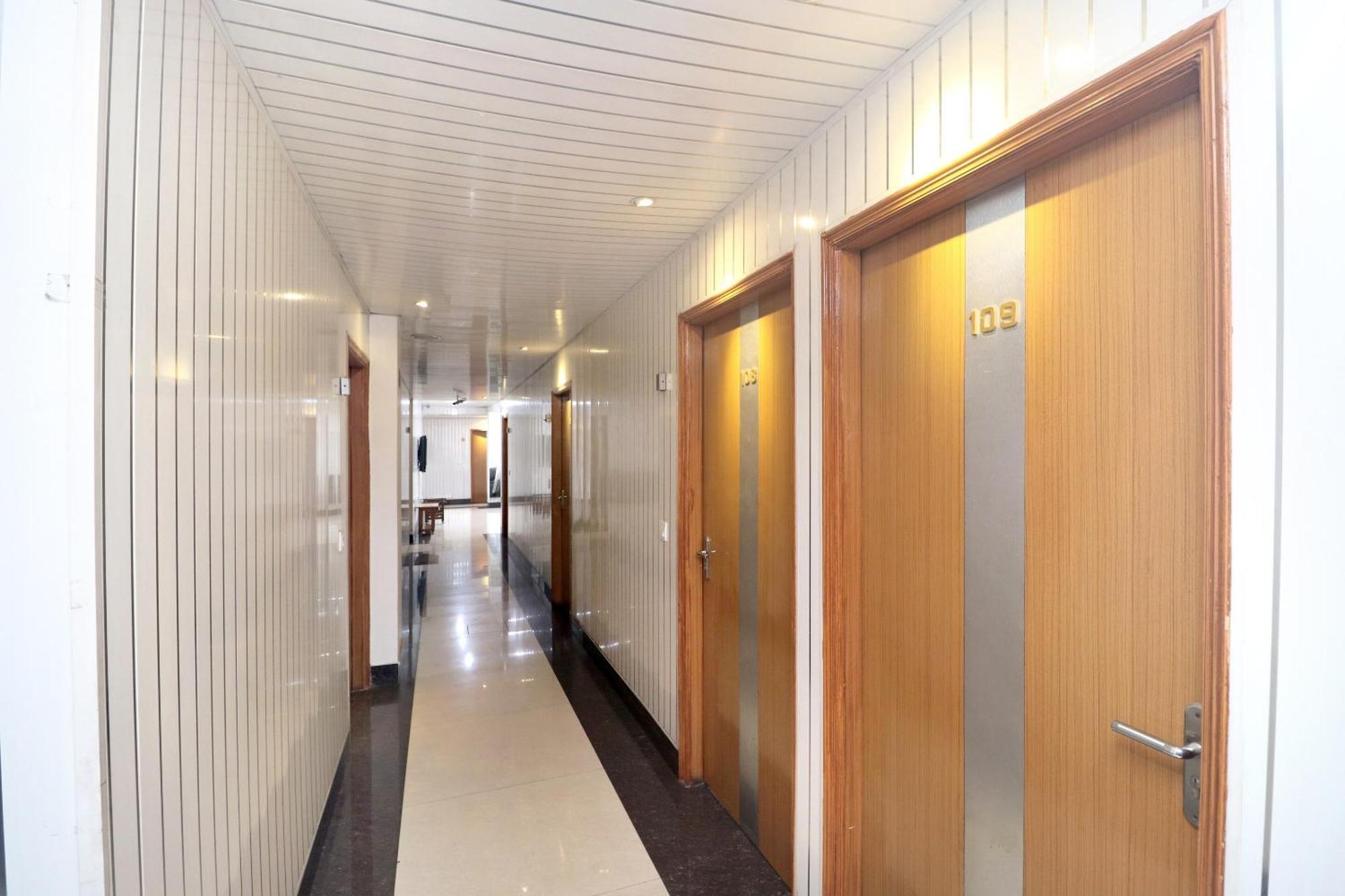Hotel O Le Bon Ton Ludhiana Dış mekan fotoğraf