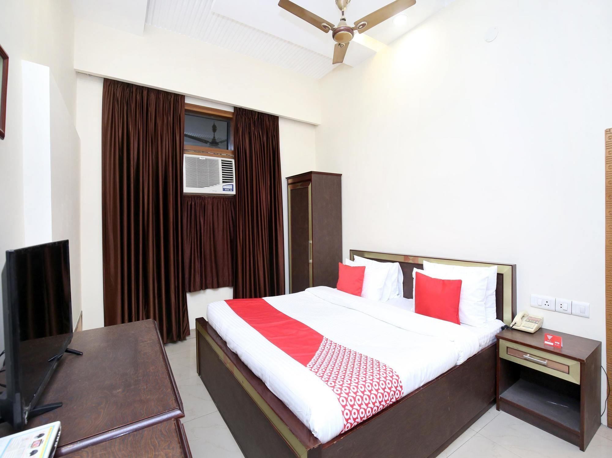 Hotel O Le Bon Ton Ludhiana Dış mekan fotoğraf